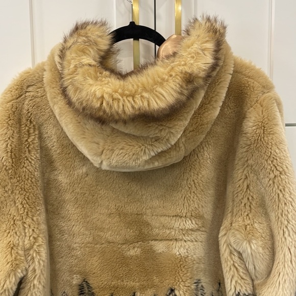 Vintage Northern Lifestyles Canada FunFur (faux fur) Jacket - Picture 7 of 16